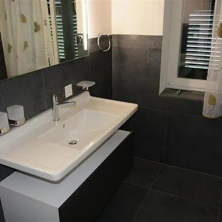 Haus Am Bach Appartement-fewo- Dusche Oder Bad- Wc 8-bettwohnung By Interhome *